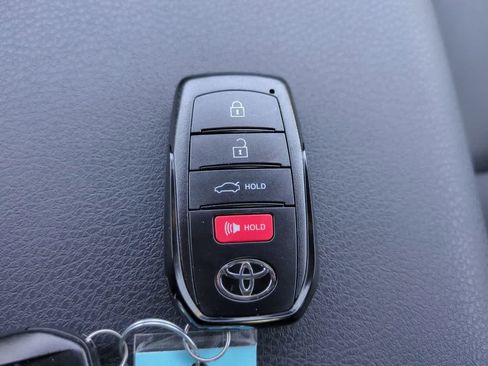 Used 2026 Toyota Camry SE w/ Convenience Package image 27