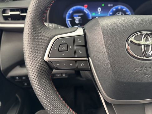 Certified 2025 Toyota Sienna XSE w/ XSE Premium Package image 21