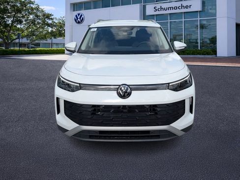 Used 2026 Volkswagen Tiguan S FWD image 3