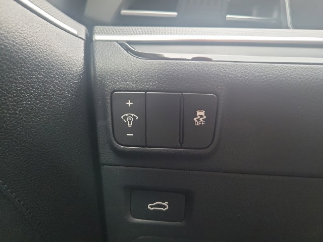 New 2026 Kia K5 LXS FWD image 27