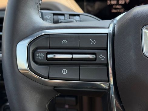 Used 2025 GMC Yukon Elevation w/ Elevation Premium Package image 36