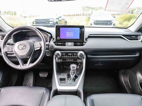 Certified 2023 Toyota RAV4 XLE Premium image 2