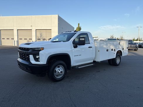 Used 2020 Chevrolet Silverado 3500 W/T w/ WT Convenience Package AWD/4WD image 5