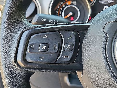 Used 2022 Jeep Wrangler Sport AWD/4WD image 21