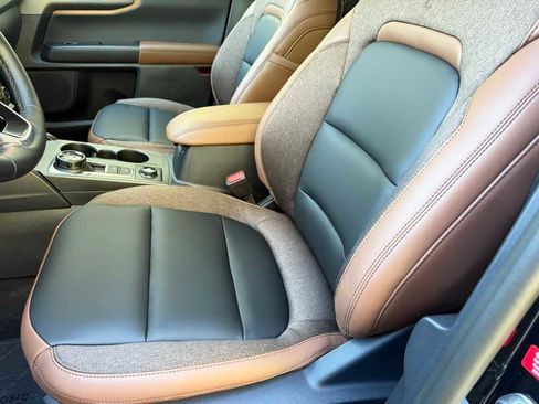 New 2025 Ford Bronco Sport Outer Banks image 4