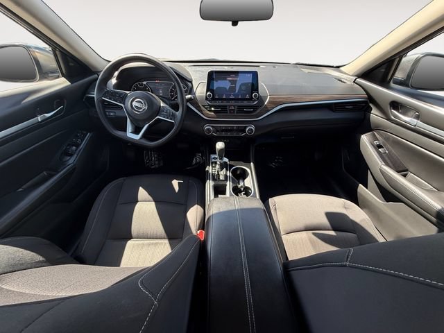 Used 2023 Nissan Altima 2.5 SV FWD image 10