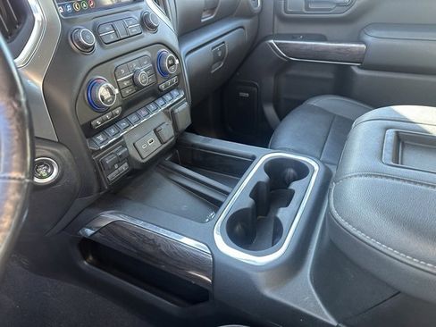 Used 2022 Chevrolet Silverado 2500 LTZ w/ LTZ Plus Package image 12