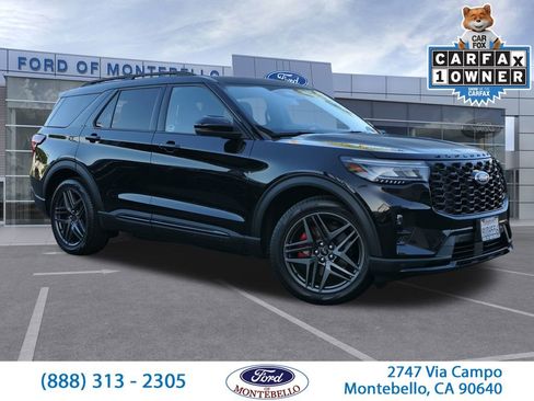 Used 2025 Ford Explorer ST image 1