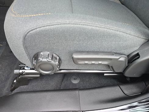 New 2026 Jeep Gladiator Sport image 21