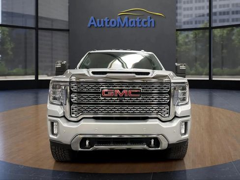 Used 2022 GMC Sierra 3500 Denali image 3