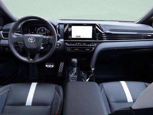 Certified 2025 Toyota Camry SE w/ Convenience Package AWD/4WD image 29