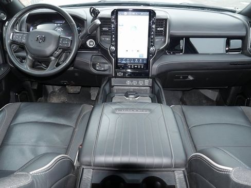 Used 2025 RAM 2500 Limited image 9