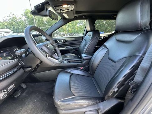 Used 2022 Jeep Compass Altitude w/ Sun and Sound Group image 12