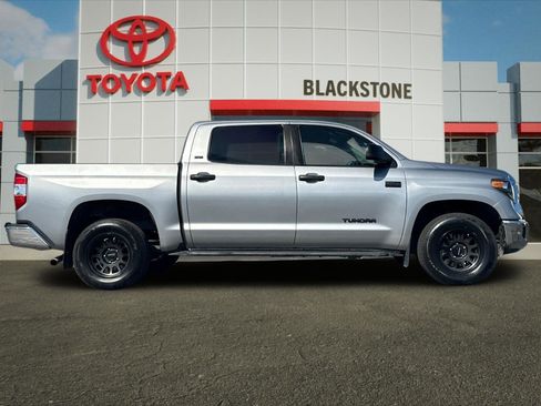 Used 2021 Toyota Tundra SR5 AWD/4WD image 2