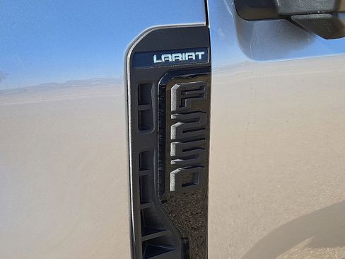 Used 2024 Ford F250 Lariat w/ Black Appearance Package image 29