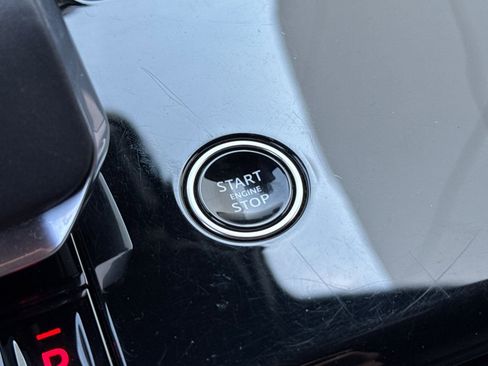 Used 2024 Land Rover Range Rover Sport Dynamic SE image 30