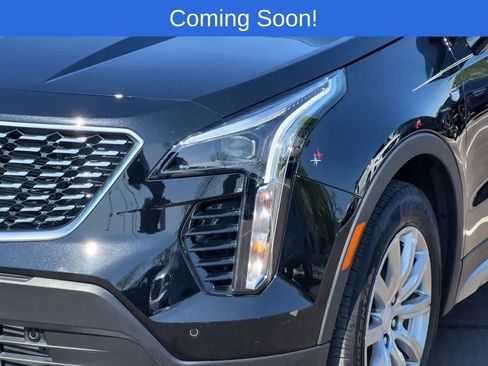 Used 2023 Cadillac XT4 Premium Luxury w/ Cold Weather Package AWD/4WD image 10