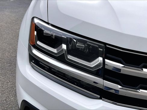 Used 2018 Volkswagen Atlas S image 26