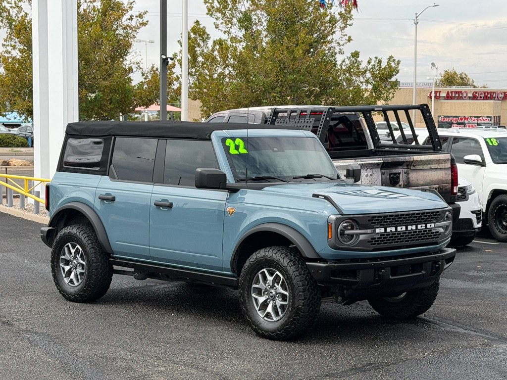 Used 2022 Ford Bronco Badlands AWD/4WD image 4