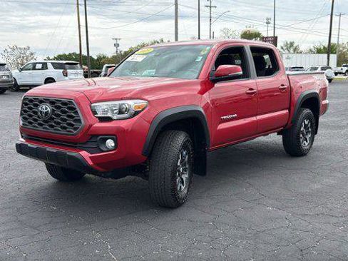 Certified 2023 Toyota Tacoma TRD Off-Road AWD/4WD image 3