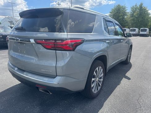 Used 2023 Chevrolet Traverse Premier w/ LPO, Floor Liner Package AWD/4WD image 6