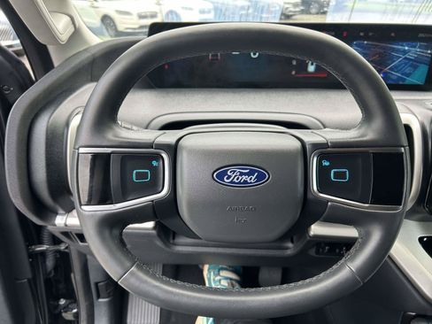 Used 2025 Ford Expedition Max Active RWD image 30