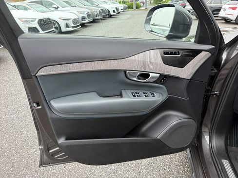 Certified 2024 Volvo XC90 B6 Ultimate w/ Protection Package Premier AWD/4WD image 5