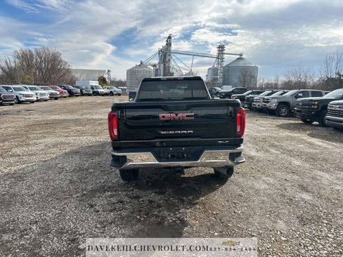 Certified 2022 GMC Sierra 2500 SLT w/ X31 Off-Road Package image 4