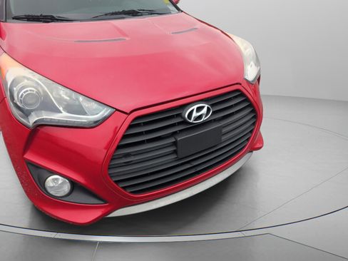 Used 2013 Hyundai Veloster Turbo image 2