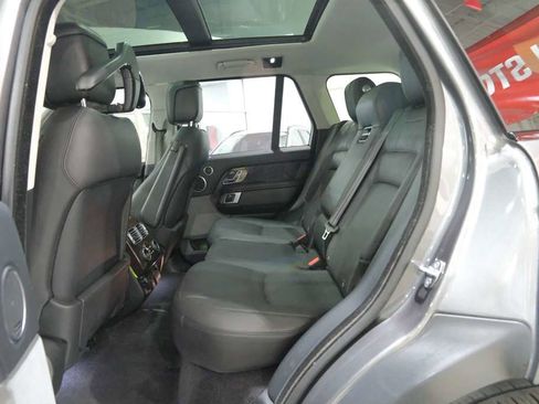 Used 2018 Land Rover Range Rover Supercharged AWD/4WD image 24