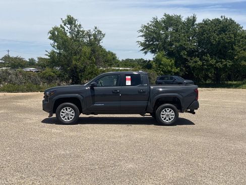 New 2026 Toyota Tacoma SR5 RWD image 6