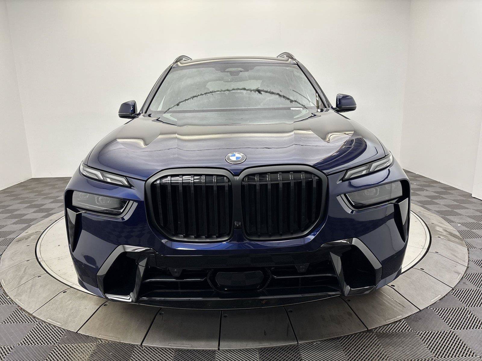 New 2027 BMW X7 xDrive40i w/ Executive Package AWD/4WD image 14