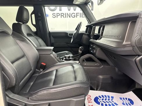 Certified 2025 Ford Bronco Badlands image 11