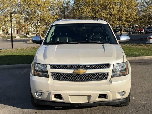 Used 2010 Chevrolet Suburban LTZ AWD/4WD image 4