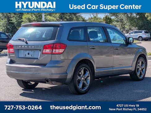 Used 2012 Dodge Journey American Value Package w/ Flexible Seating Group FWD image 5