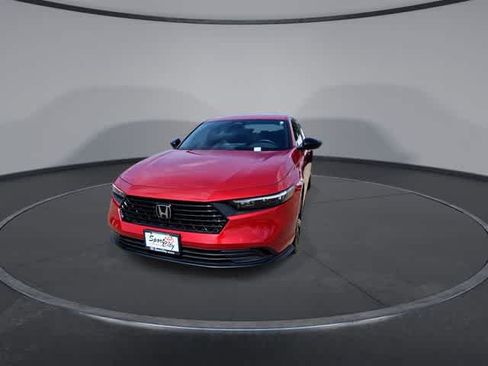 Used 2024 Honda Accord Sport image 3