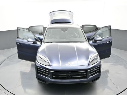 New 2025 Porsche Cayenne S AWD/4WD image 31