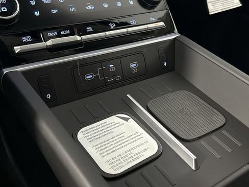 New 2026 Hyundai Santa Fe Limited AWD/4WD image 22