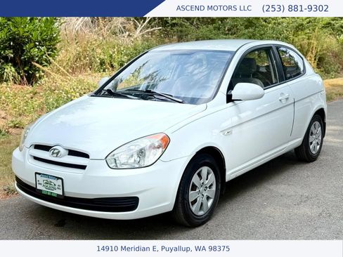 Used 2009 Hyundai Accent GS w/ Premium Pkg 3 FWD image 1