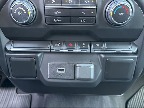Used 2020 Chevrolet Silverado 1500 Custom w/ Custom Value Package RWD image 20