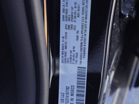 New 2026 RAM 1500 4x4 Crew Cab image 39