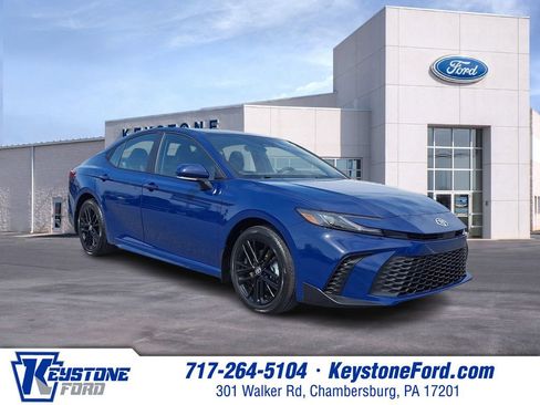 Used 2026 Toyota Camry SE w/ Convenience Package AWD/4WD image 1