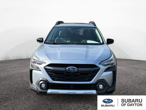 Certified 2025 Subaru Outback Limited AWD/4WD image 2