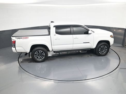 Used 2023 Toyota Tacoma TRD Sport image 34
