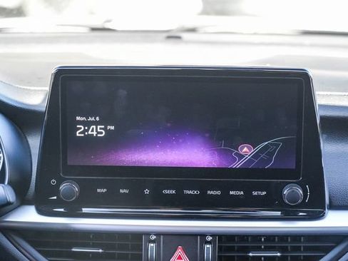 Certified 2023 Kia Forte GT-Line FWD image 15
