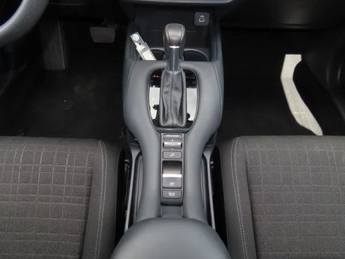 Certified 2023 Honda HR-V LX image 21