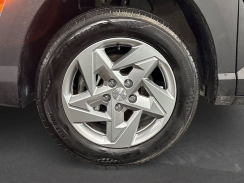 Used 2024 Hyundai Kona SE image 14