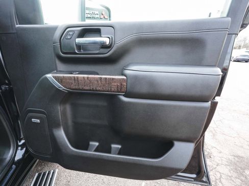 Used 2022 GMC Sierra 3500 Denali image 13