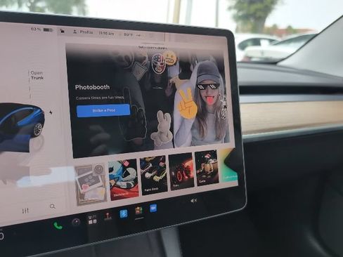 Used 2022 Tesla Model 3 RWD image 17