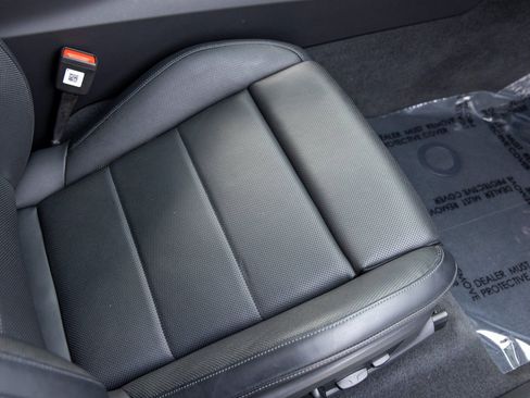 Used 2024 Porsche Macan 4 Electric image 51